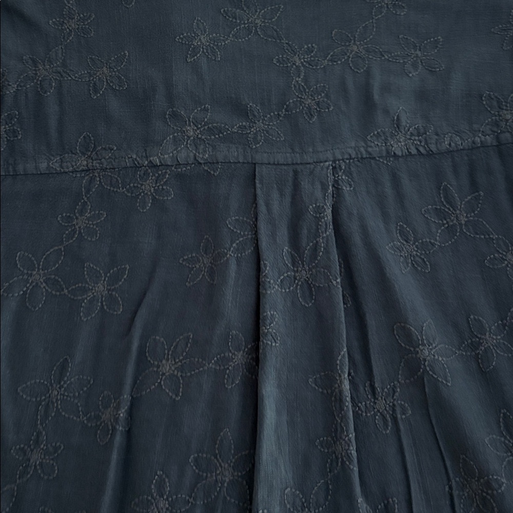 Cloth & Stone Blue Floral embroidered Button Down Shirt - Picture 6 of 10